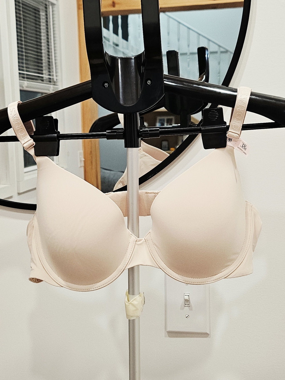Victoria's Secret Light Beige Smooth T-Shirt Bra